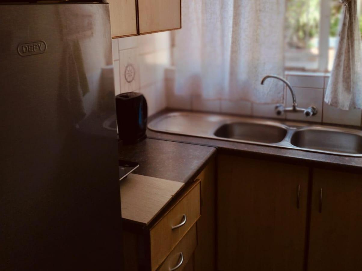 בלומפונטייין Anri Guesthouse מראה חיצוני תמונה