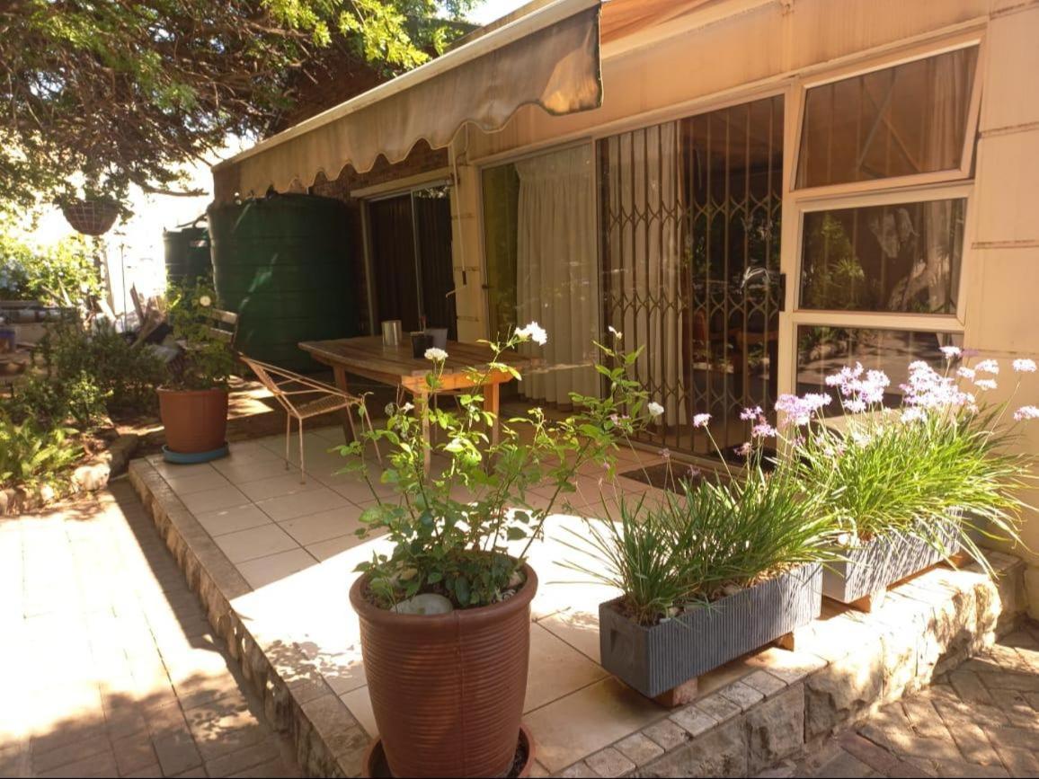 בלומפונטייין Anri Guesthouse מראה חיצוני תמונה