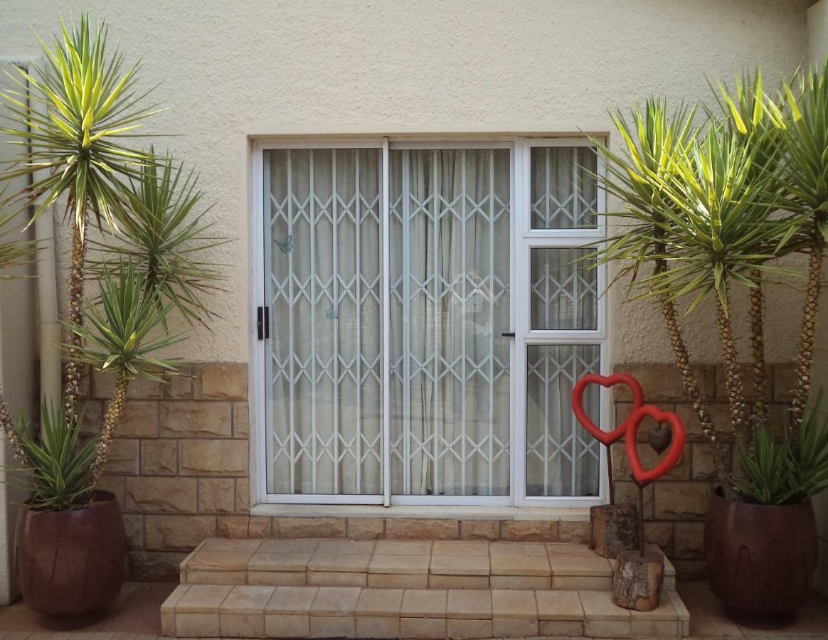 בלומפונטייין Anri Guesthouse מראה חיצוני תמונה
